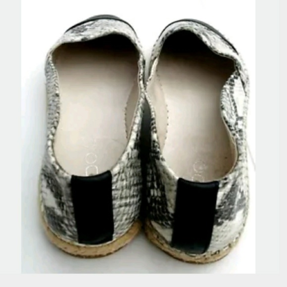 Aldo Snake Print Leather Flats - Picture 2 of 6